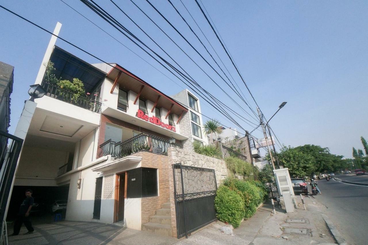 红多兹Plus酒店-近格林普拉姆卡广场购物中心 雅加达 外观 照片
